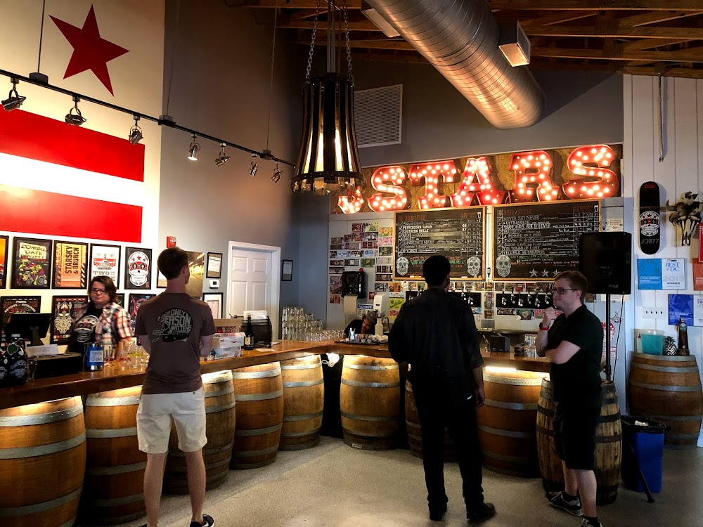 3 Stars Brewing Company