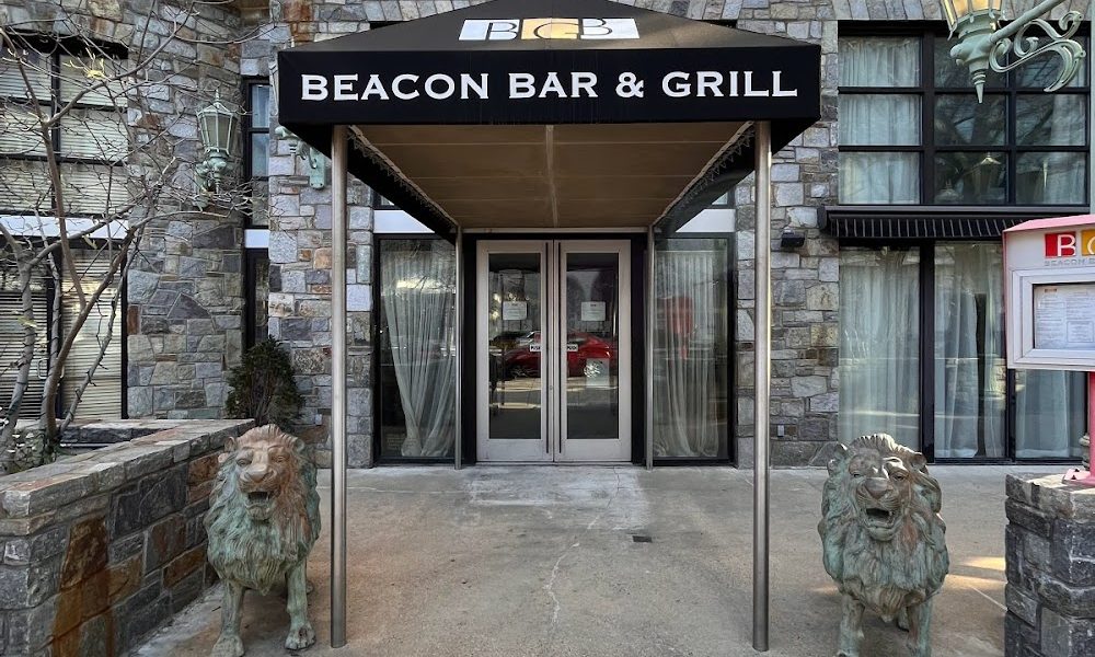 Beacon Bar & Grill