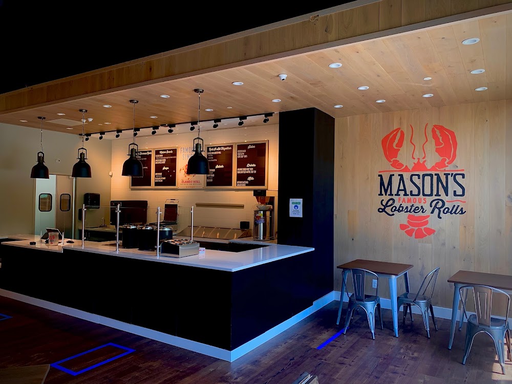 Mason’s Famous Lobster Rolls