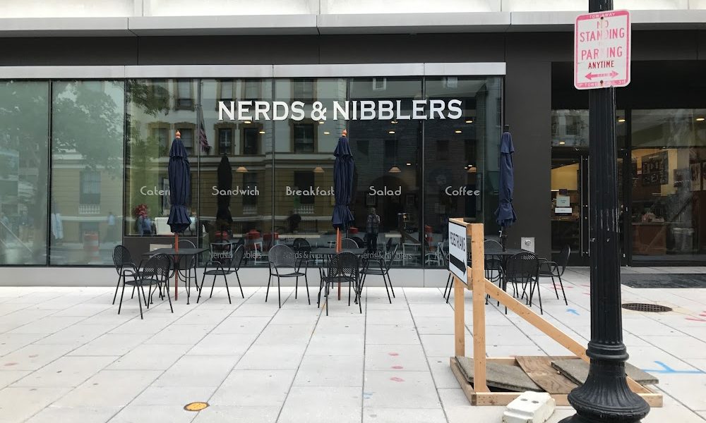 Nerds & Nibblers