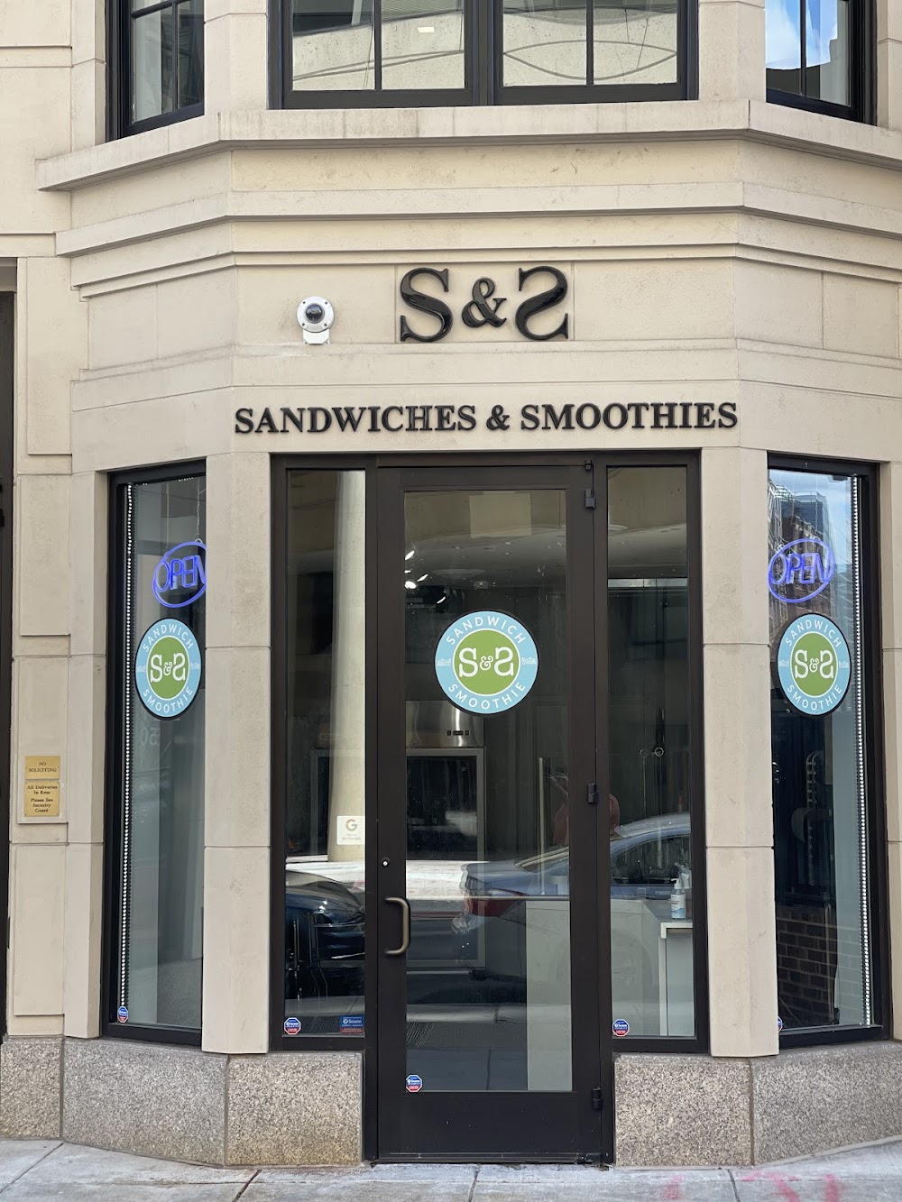 S&S Sandwich and Smoothie